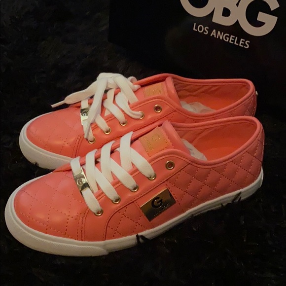 GBG Los Angeles Women's Backer Lace-Up Sneakers - Picture 3 of 7